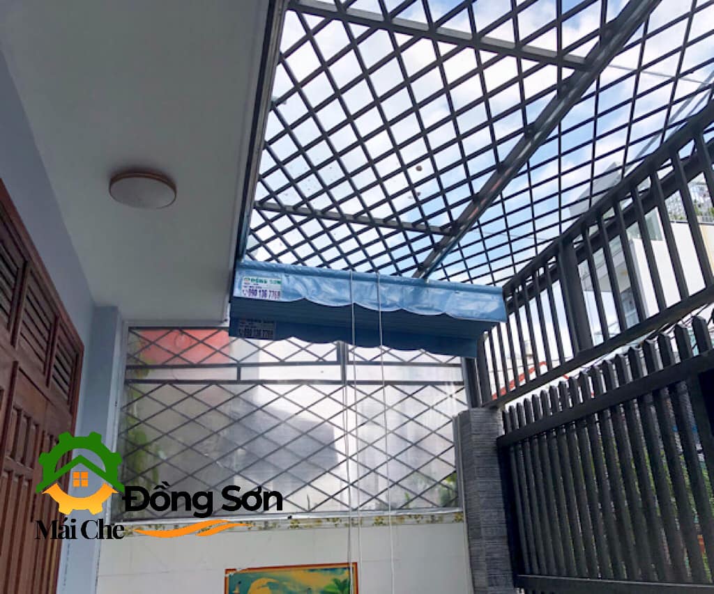 mái hiên trước nhà